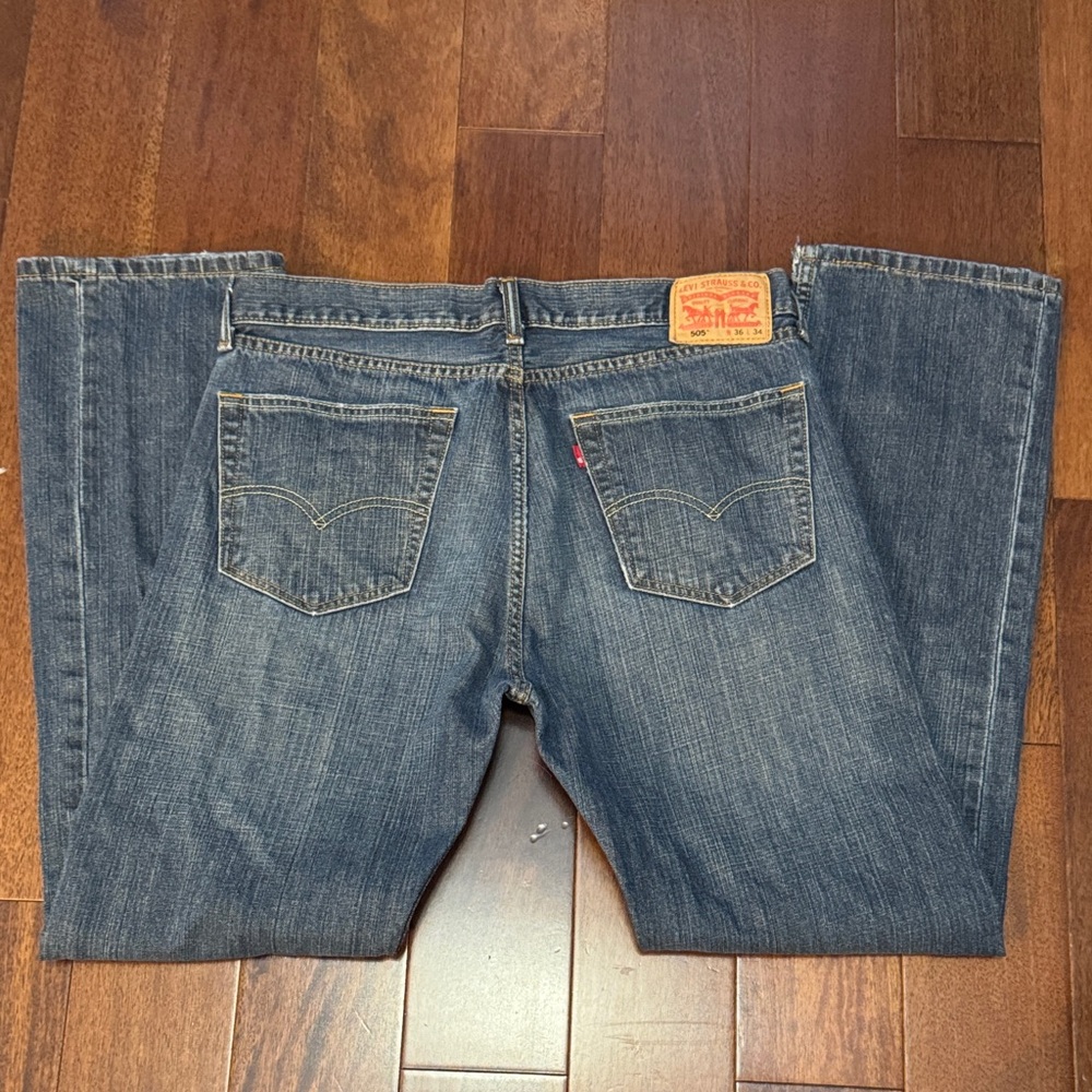 Levi's Men's Relaxed Jeans - Dark Blue - Picture 2 of 8